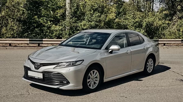 Аренда Тойота Камри  АТ